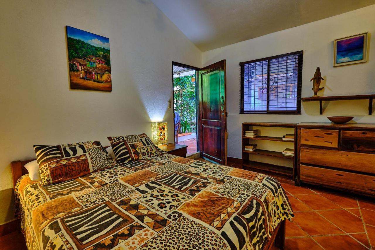 Casa Smilin' Dog Apartment Tamarindo Exterior foto