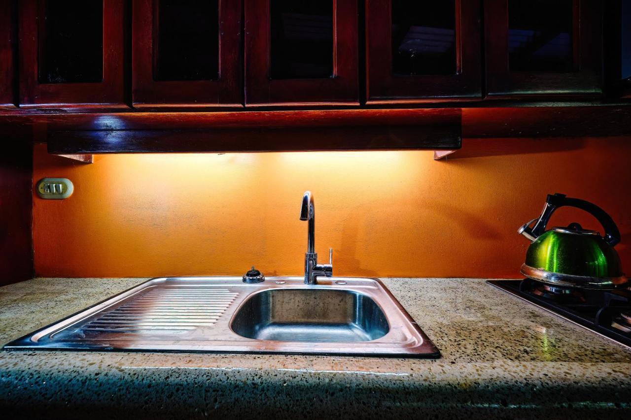 Casa Smilin' Dog Apartment Tamarindo Exterior foto